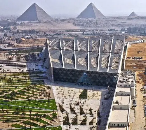 Giza Pyramids and Grand Egyptian Museum Tour: Best 1-Day Cairo Trip